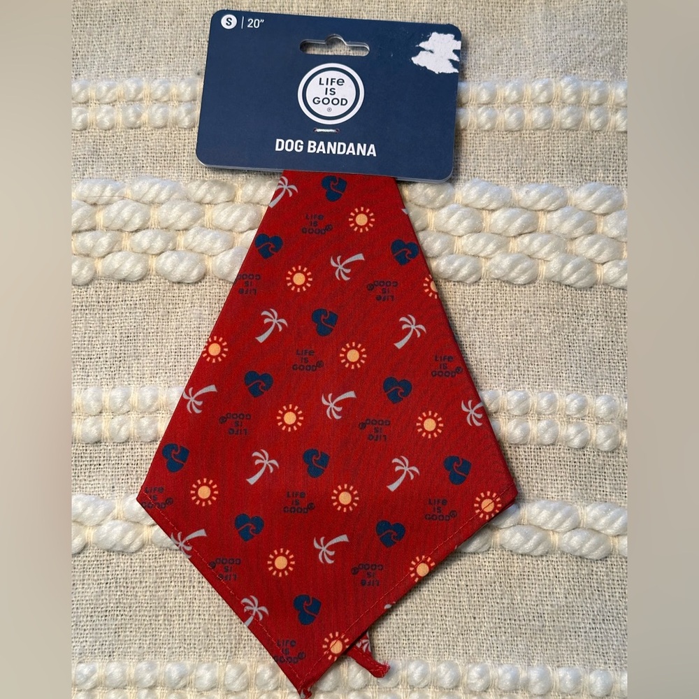 LIFE IS GOOD Dog Bandana Size Small 20" Red with palm trees and sun NWT